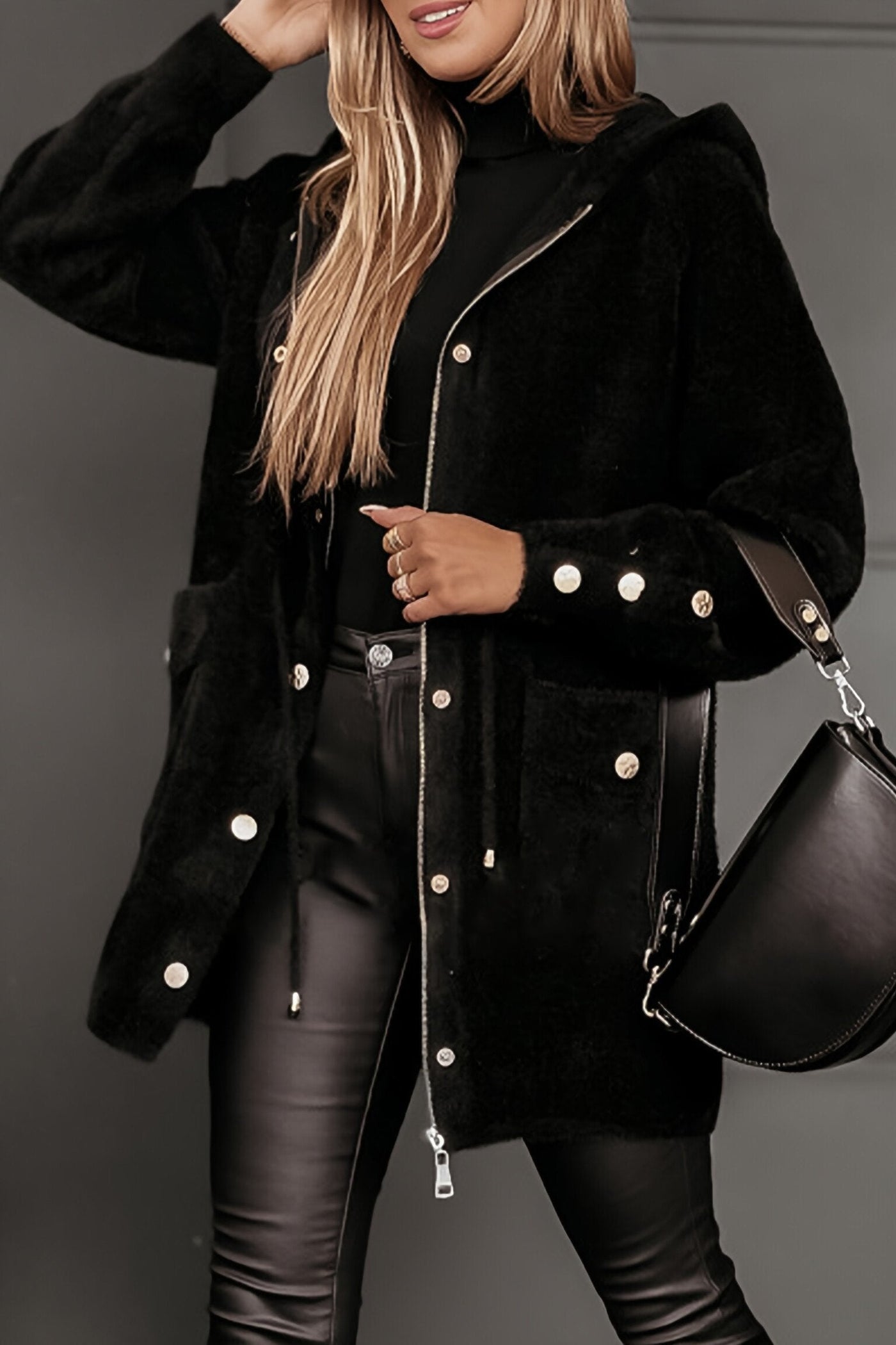 Women's Hooded Coat with Long Sleeves for Maximum Comfort