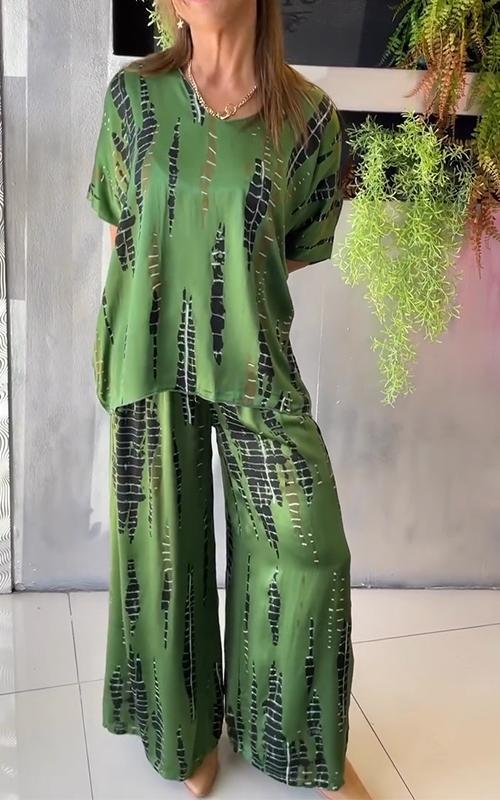 Women's casual style wide print two-piece set