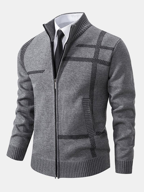 Stylish men's jacket with long sleeves and zipper for a stylish look