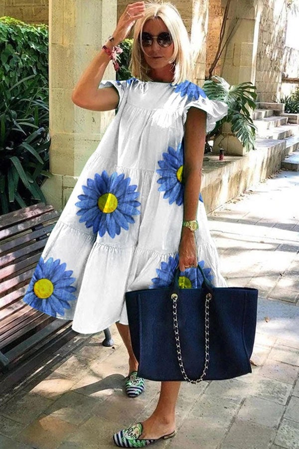 Mireia - Beautiful flared dress with a sweet print