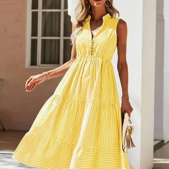 Gianna - A-line dress with notched neck and striped print - Yellow