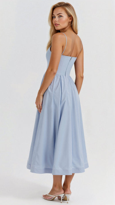 Sophisticated midi dress with thin straps for a refined style