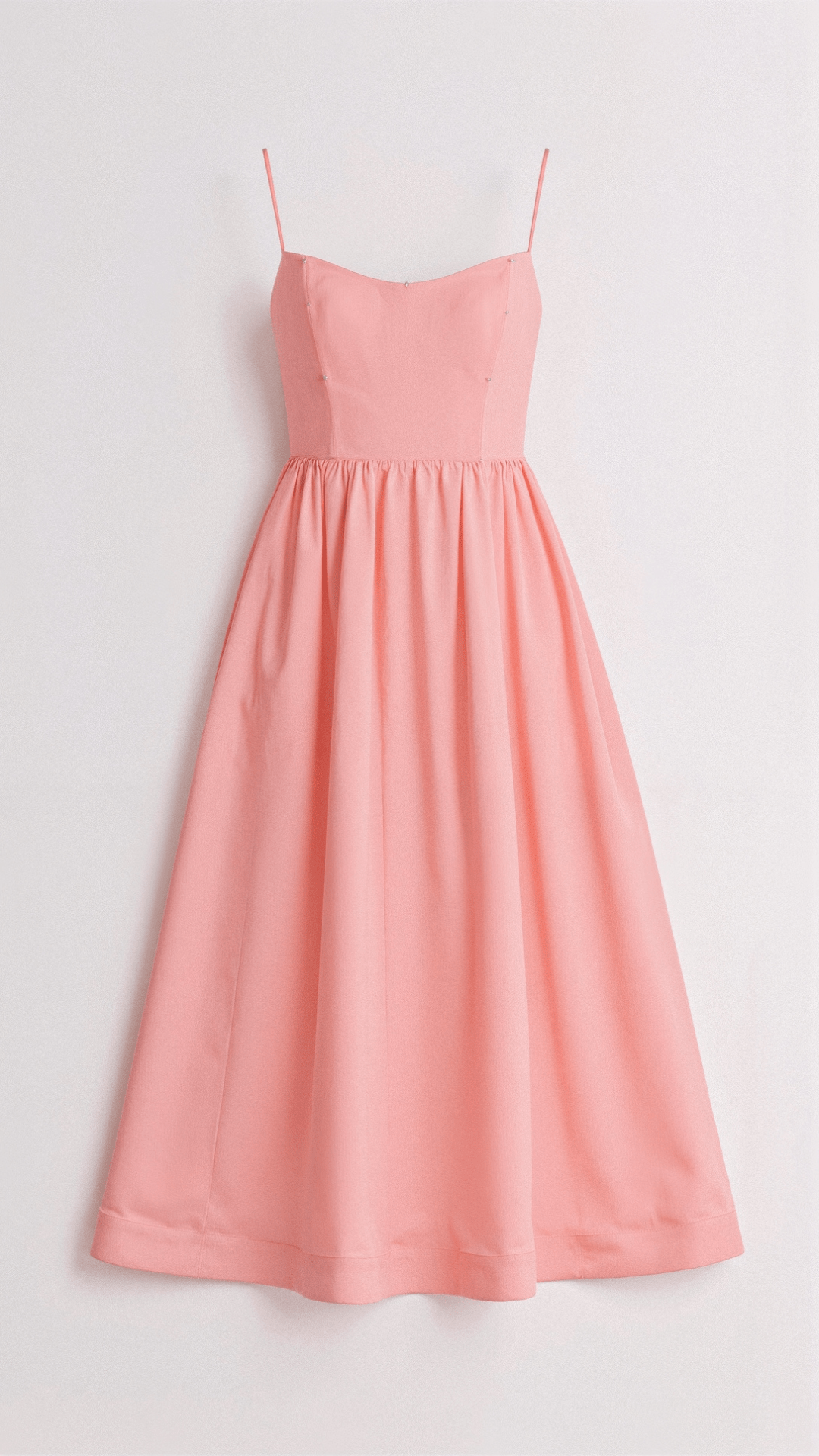 Sophisticated midi dress with thin straps for a refined style