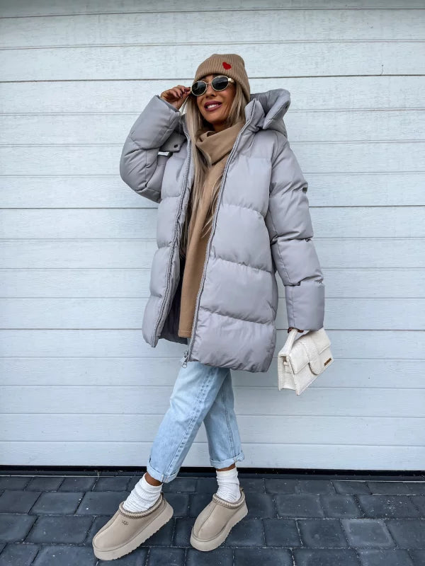 Women's long jacket with hood for greater comfort
