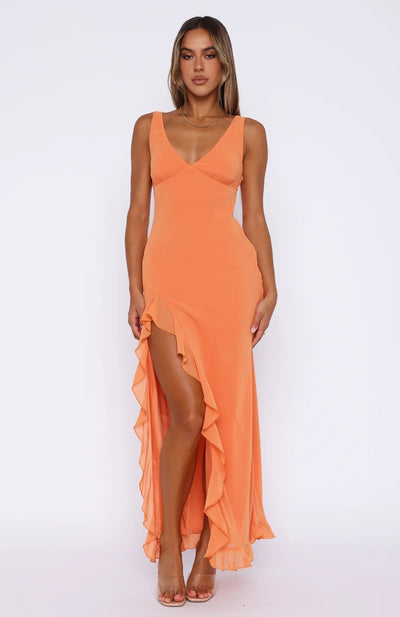 Maxi dress with a flowing design and ruffle detail
