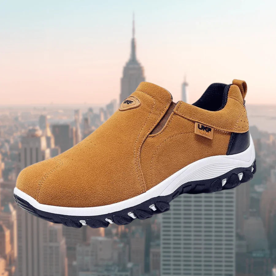 Comfortable men's slip-on shoes for everyday use