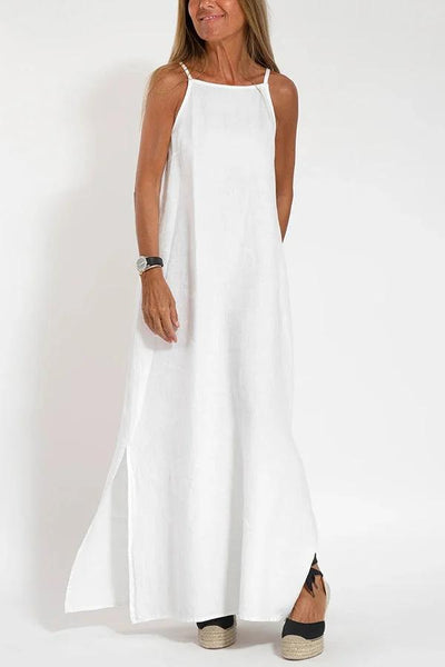 Long lightweight dress with thin straps for an elegant summer look