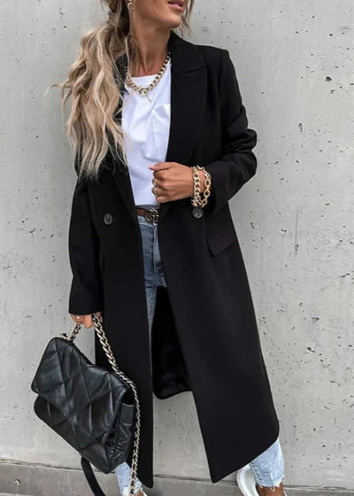 Long winter coat for women with a classic and elegant design
