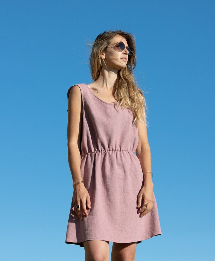 Elegant sleeveless mini dress with a V-neckline at the back