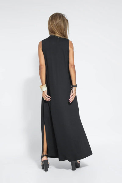 Elegant vest and long dress set for a sophisticated look