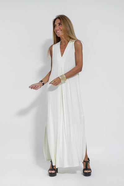 Elegant vest and long dress set for a sophisticated look