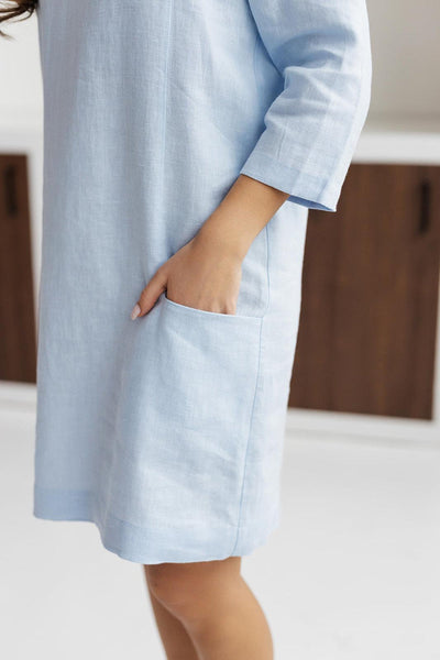 Casual straight dress with a relaxed style for everyday wear