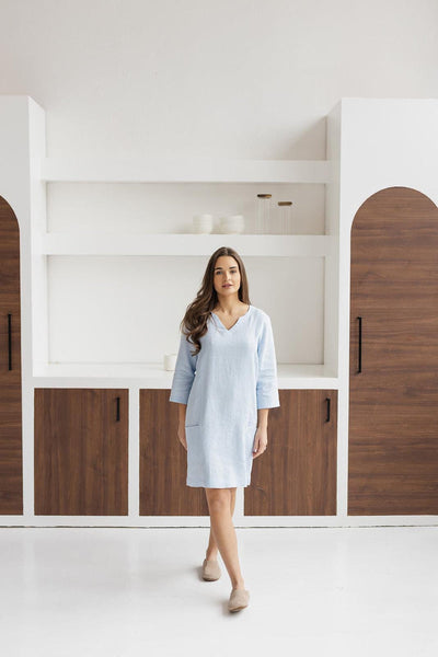 Casual straight dress with a relaxed style for everyday wear