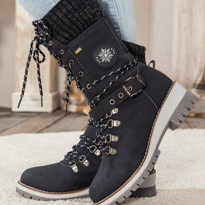 Elegant autumn boots for stylish women