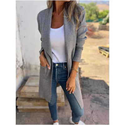 Cardigan with pockets and long sleeves