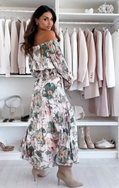 Two-piece floral print set with open blouse and long skirt