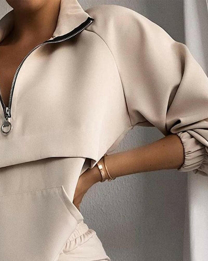 Women's two-piece set for active leisure