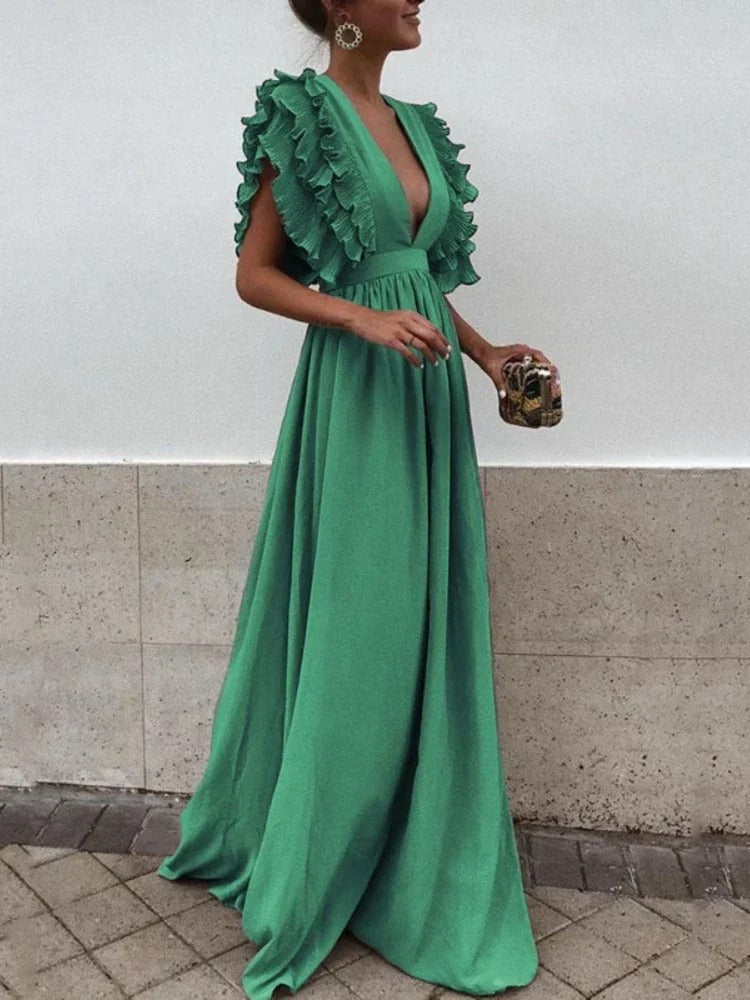 Sophisticated dress with a V-neckline and ruffled sleeves for an elegant look