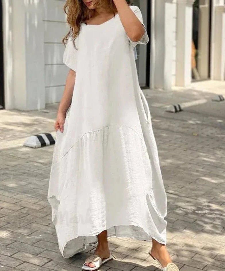 Mila - Women's Short Sleeve V-Neck Flared Maxi Dress
