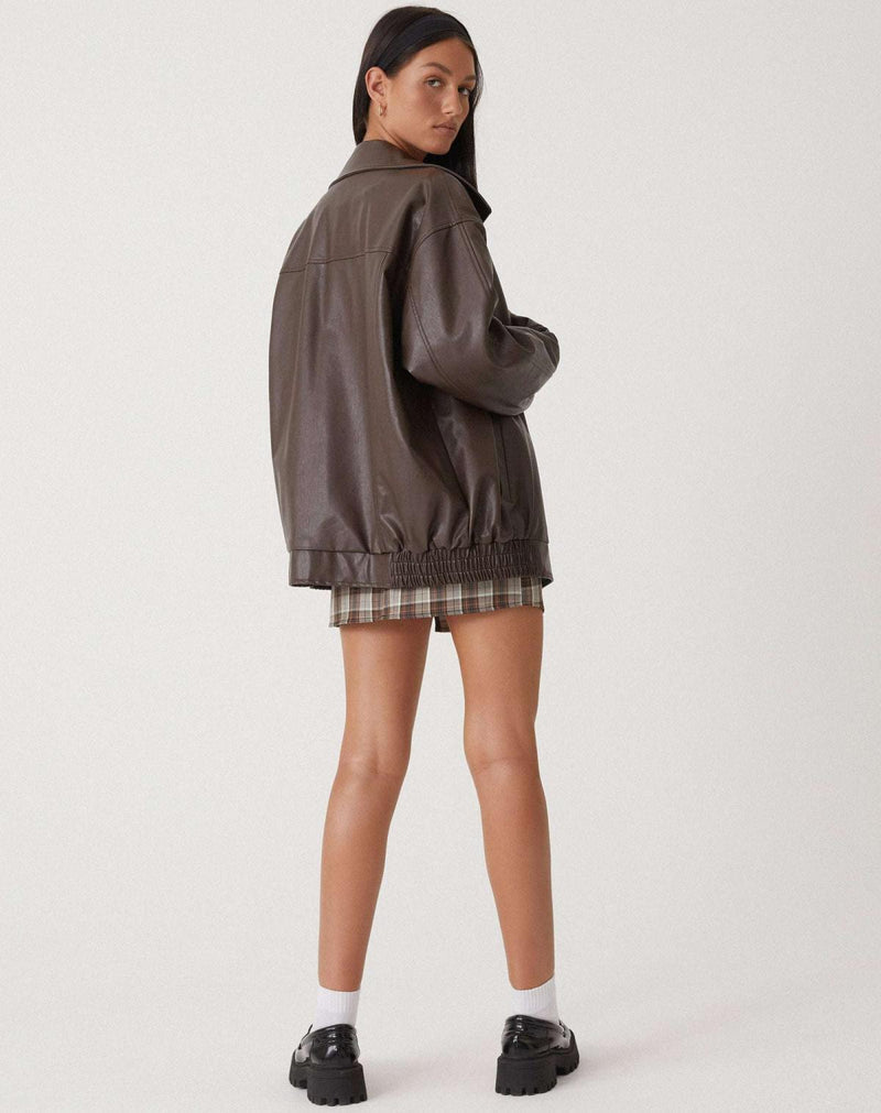 Loose and elegant jacket for modern women